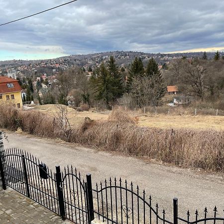 Malibu Apartman Miskolc Eksteriør bilde
